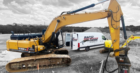 Rapid Hose franchise service van and hydraulic hose repair equipment, highlighting mobile hydraulic hose replacement services